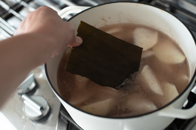 Dried sea kelp will enhance the flavor of any Korean soup