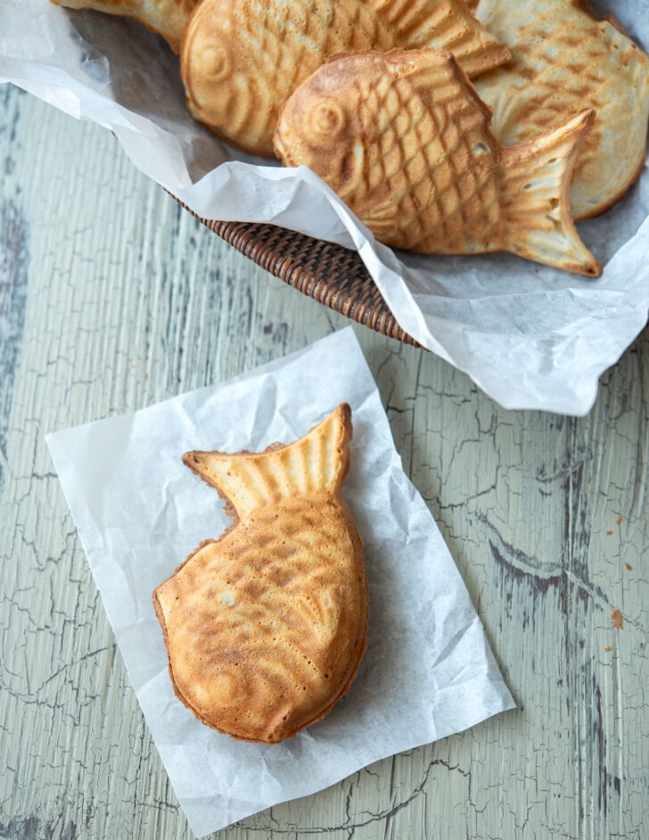Golden brown Korean fish shaped pastry.