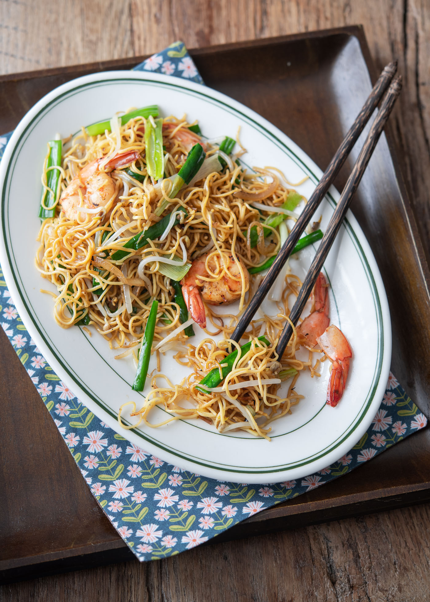 Cantonese pan fried Hong Kong noodles on a serving platter.